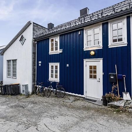 Tidligere Stall Omgjort Til Koselig Hjem I Sentrum Tromsø Exterior foto